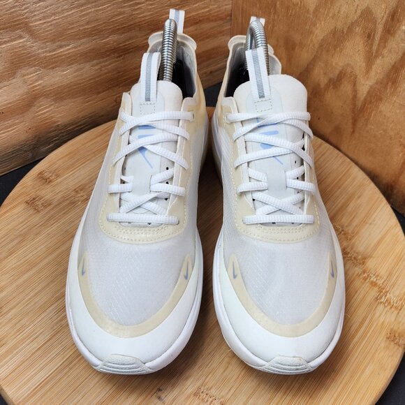 Nike Air Max Dia SE Womens White Running Shoes Sneakers Size 8 - Picture 3 of 9